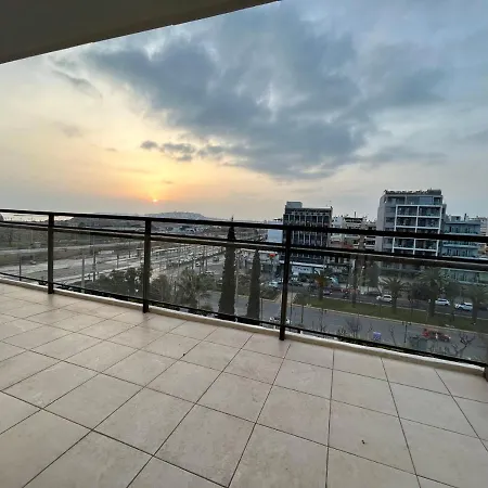 Sea View Διαμέρισμα *